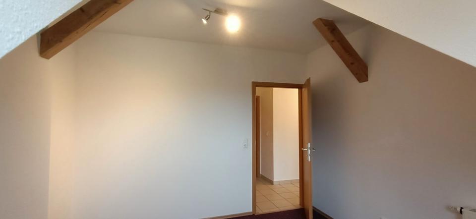 Dachgeschoßwohnung Mühlhausen (Thüringen) - 3 Zimmer, 86 m&sup2;, 520&euro; | Angebot:26440890