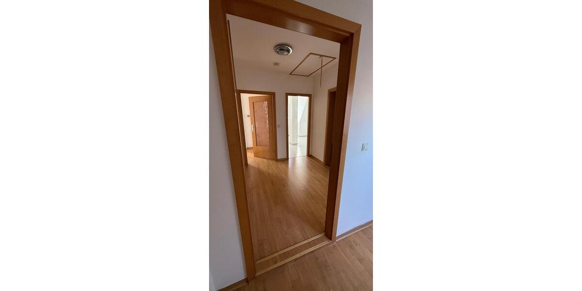 Dachgeschoßwohnung Aken (Elbe) - 1 Zimmer, 65 m&sup2;, 390&euro; | Angebot:25830793