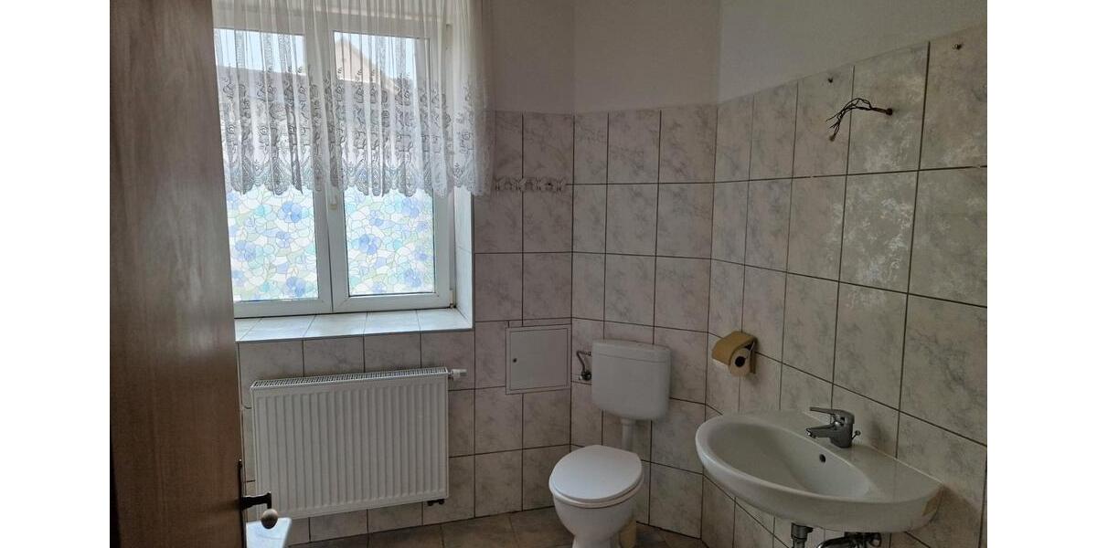 Erdgeschoßwohnung Frohburg - 2 Zimmer, 55 m&sup2;, 327&euro; | Angebot:26453395
