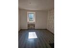 Grundstück 1200 qm mit älterem Wohnhaus und Nebengebäuden