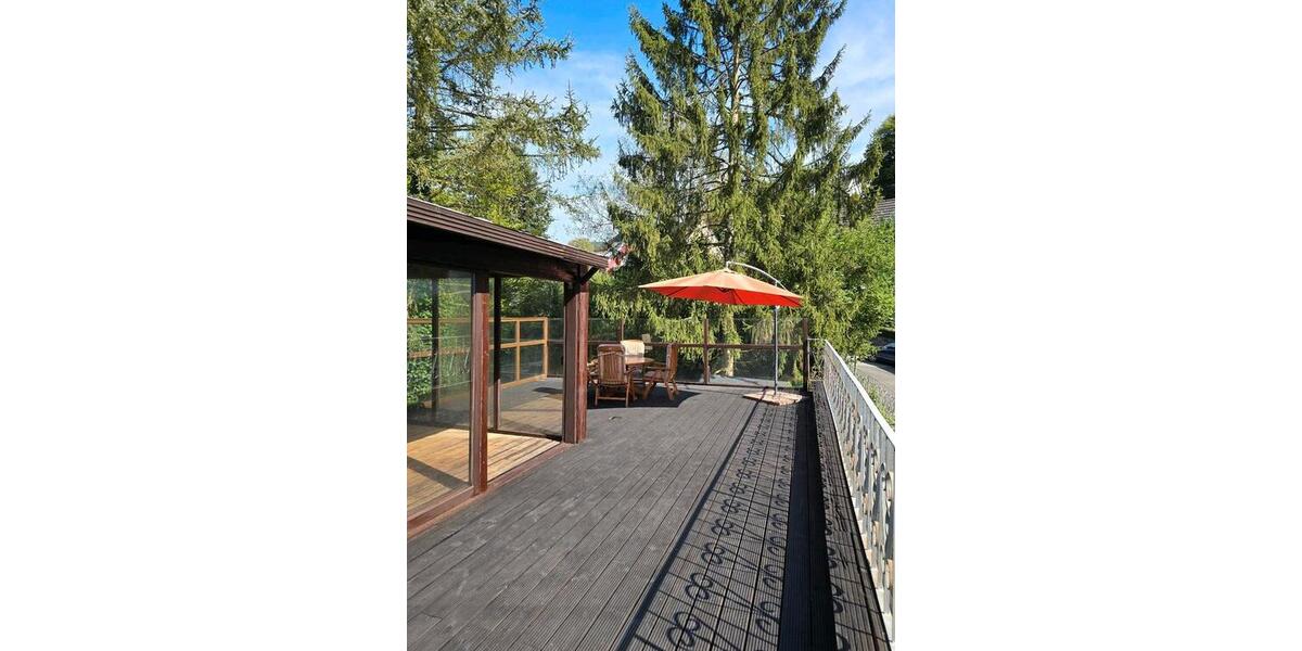 Großzügige 2-3 Zimmer Wohnung mit Wintergarten und Terrasse 2 zimmer