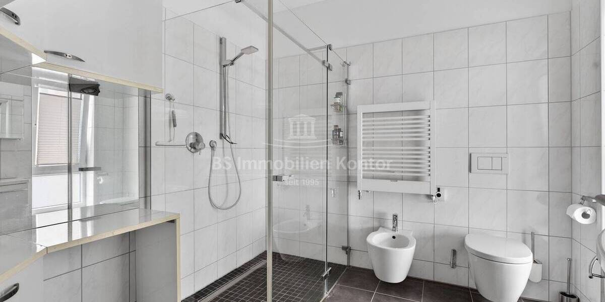Etagenwohnung Papenburg - 3 Zimmer, 98 m&sup2;, 950&euro; | Angebot:26686290