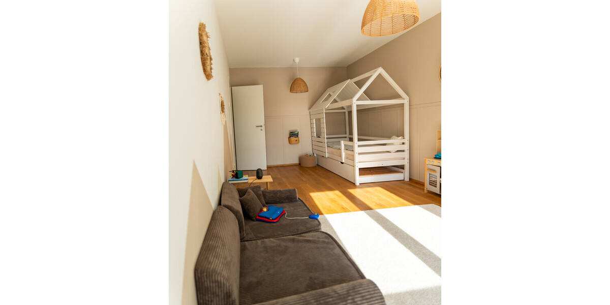 Hochwertige Doppelhaushälfte mit Garten, Garage & Einbauküche 7 zimmer