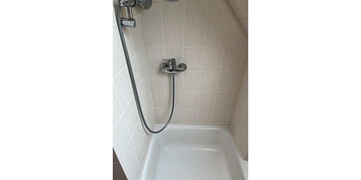 Dachgeschoßwohnung Kiel Neumühlen-Dietrichsdorf - 2.5 Zimmer, 51 m&sup2;, 539&euro; | Angebot:25979447