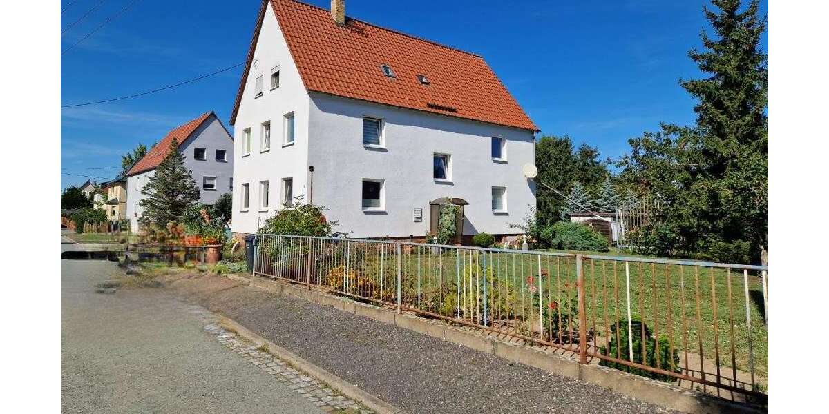 Etagenwohnung Zeithain - 2 Zimmer, 48 m&sup2;, 250&euro; | Angebot:26828347