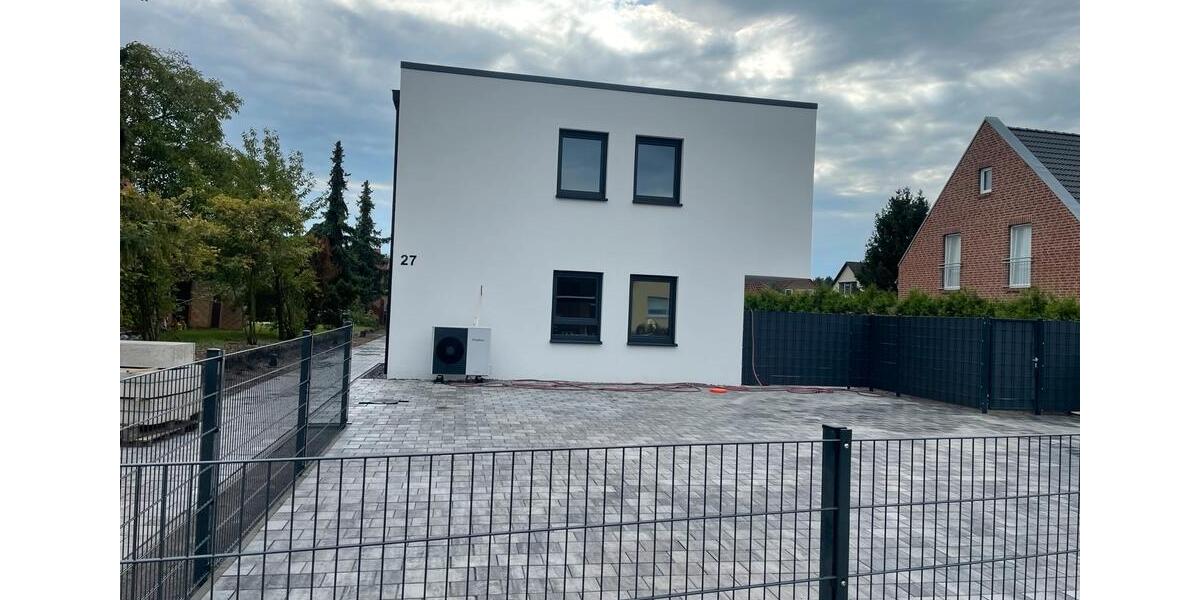 Reihenhaus Celle - 4 Zimmer, 112 m&sup2;, 1.380&euro; | Angebot:25422942