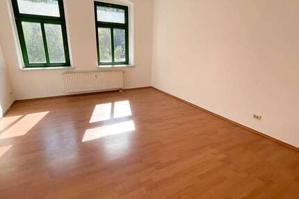 Wohnung zum Mieten in Aue 700 € 141 m² 5 zimmer