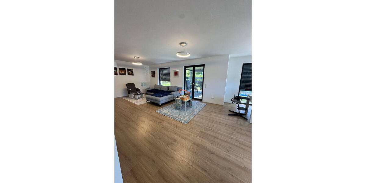 Einfamilienhaus Sankt Katharinen (Landkreis Neuwied) - 7 Zimmer, 180 m&sup2;, 2.950&euro; | Angebot:26806002