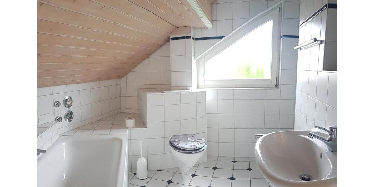 Dachgeschoßwohnung Abstatt - 2 Zimmer, 60 m&sup2;, 720&euro; | Angebot:26581366