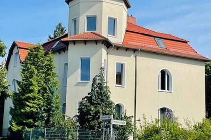 DG-Wohnung mit TurmZimmer zentral in Borgsdorf, Nähe S-Bhf