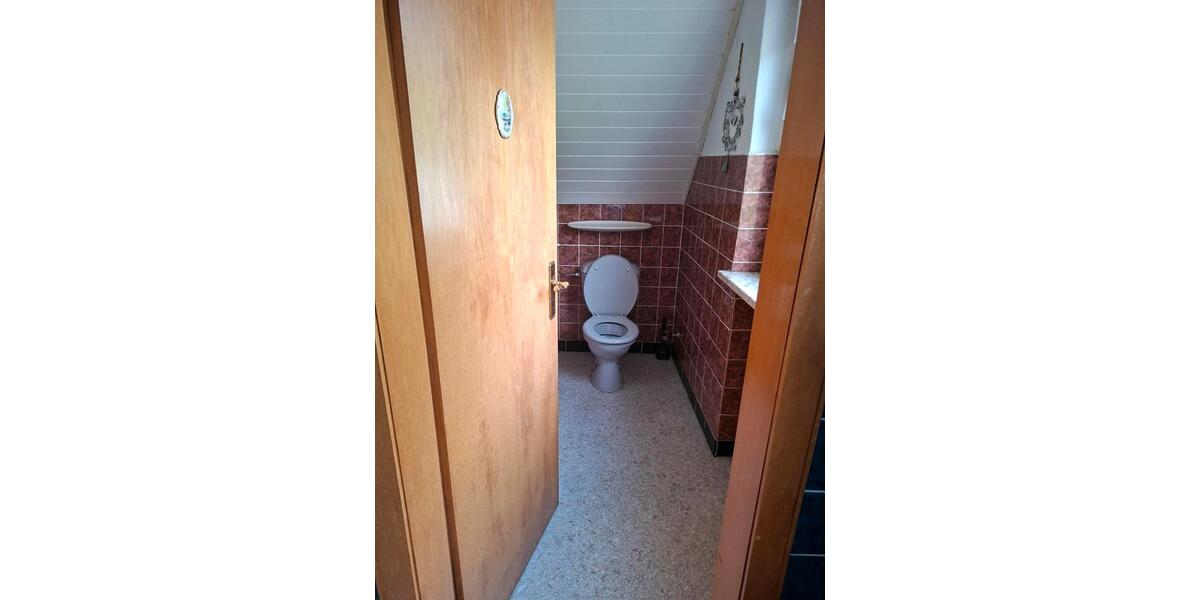 Dachgeschoßwohnung Vlotho - 3.5 Zimmer, 136 m&sup2;, 785&euro; | Angebot:26632797