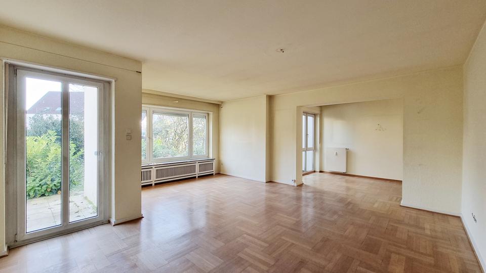 Bald in neuem Look: Großzügige Altbauwohnung mit Garten in Rheda! 4 zimmer