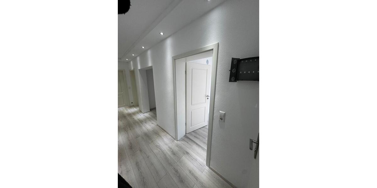 Etagenwohnung Rottenburg an der Laaber - 4 Zimmer, 93 m&sup2;, 1.250&euro; | Angebot:24842118