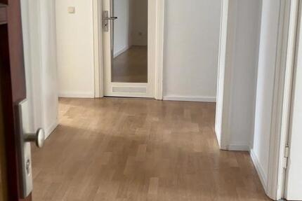 Wohnung Rostock - 2 Zimmer, 75 m&sup2;, 929&euro; | Angebot:27713685