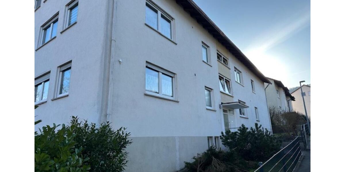 Dachgeschoßwohnung Wertheim - 3 Zimmer, 70 m&sup2;, 560&euro; | Angebot:25350425