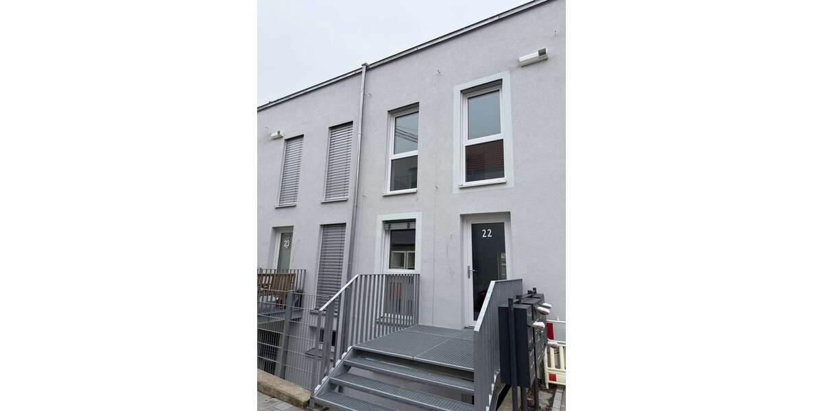 Etagenwohnung Hördt - 7 Zimmer, 161 m&sup2;, 1.600&euro; | Angebot:25253797