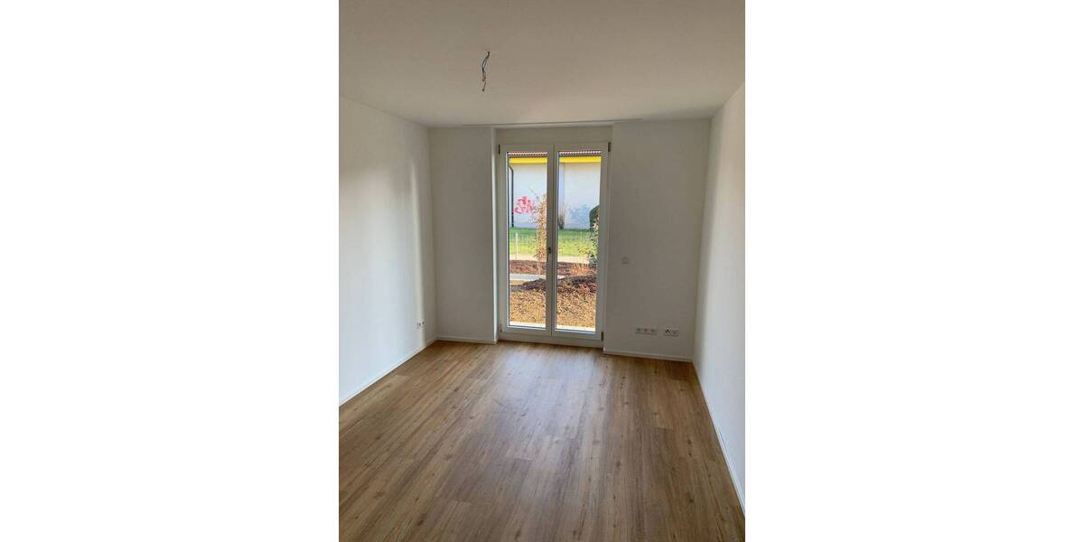 Etagenwohnung Weil am Rhein - 4 Zimmer, 102 m&sup2;, 1.400&euro; | Angebot:26192312