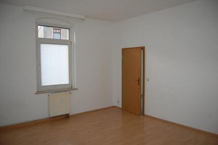 Wohnung Köthen (Anhalt) - 1 Zimmer, 40 m&sup2;, 200&euro; | Angebot:24614946