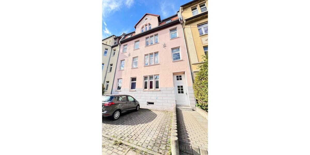 helle 4-Raumwohnung mit Balkon im Dachgeschoss eines gepflegten 4 4 zimmer