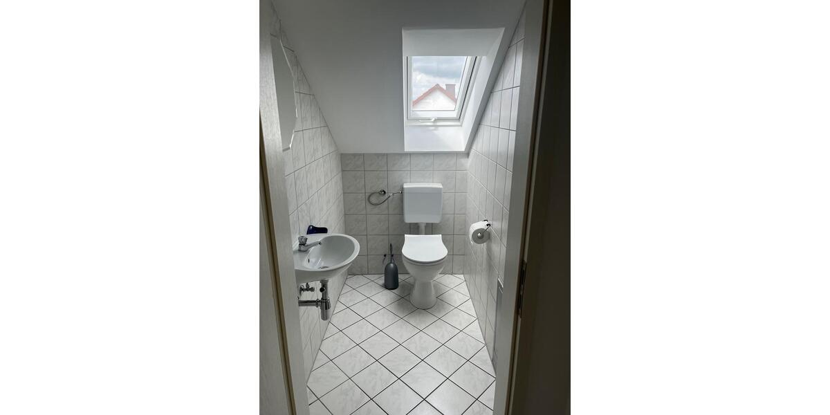 Dachgeschoßwohnung Buxheim - 3 Zimmer, 52 m&sup2;, 800&euro; | Angebot:26633305