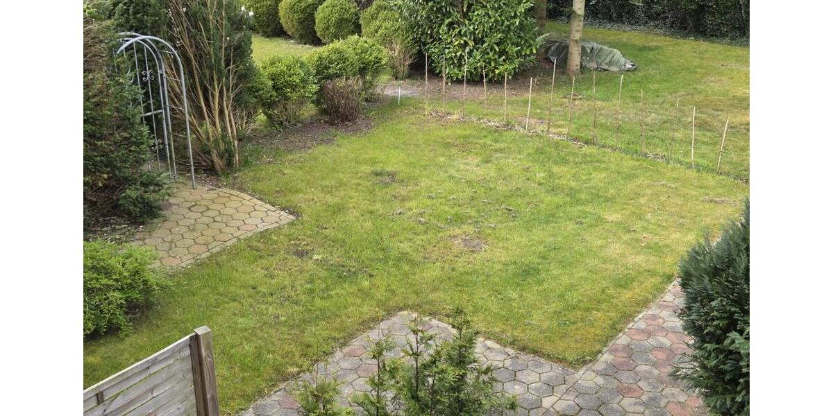 Dachgeschoßwohnung Esens - 4 Zimmer, 82 m&sup2;, 850&euro; | Angebot:26603409