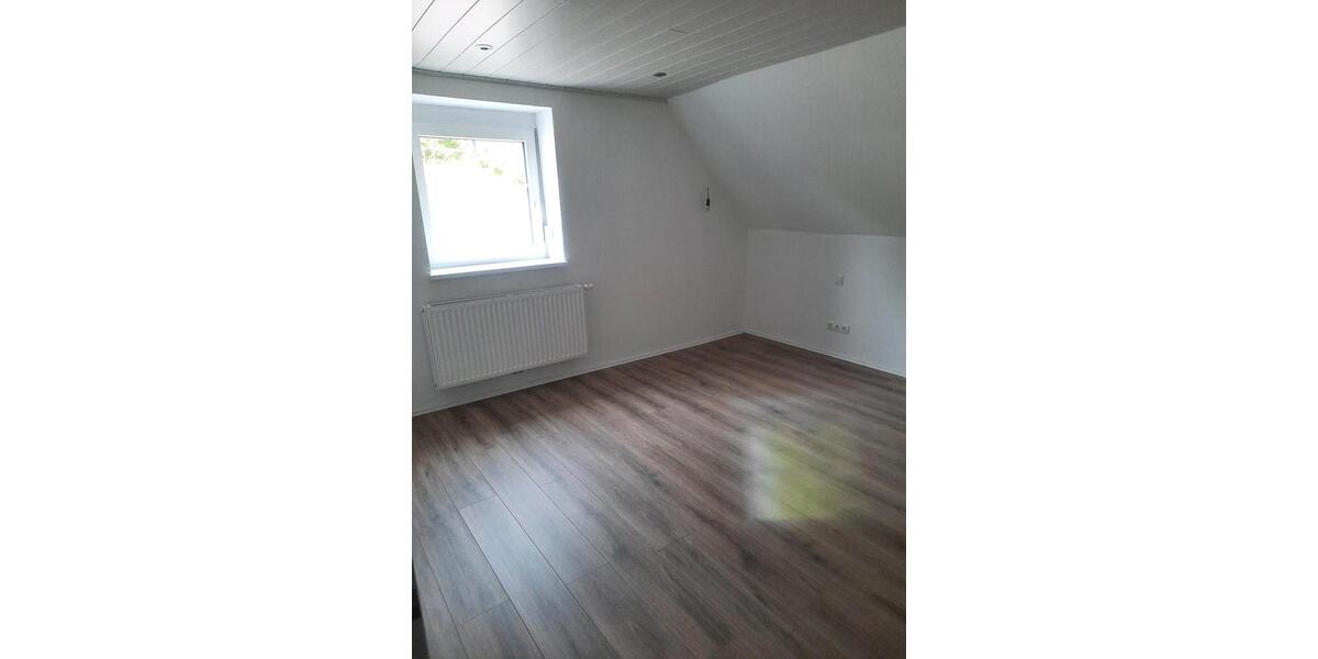 Dachgeschoßwohnung Buttenwiesen - 3 Zimmer, 61 m&sup2;, 930&euro; | Angebot:26580914