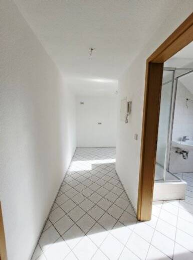 Etagenwohnung Waldheim Schönberg - 2 Zimmer, 45 m&sup2;, 250&euro; | Angebot:25743295