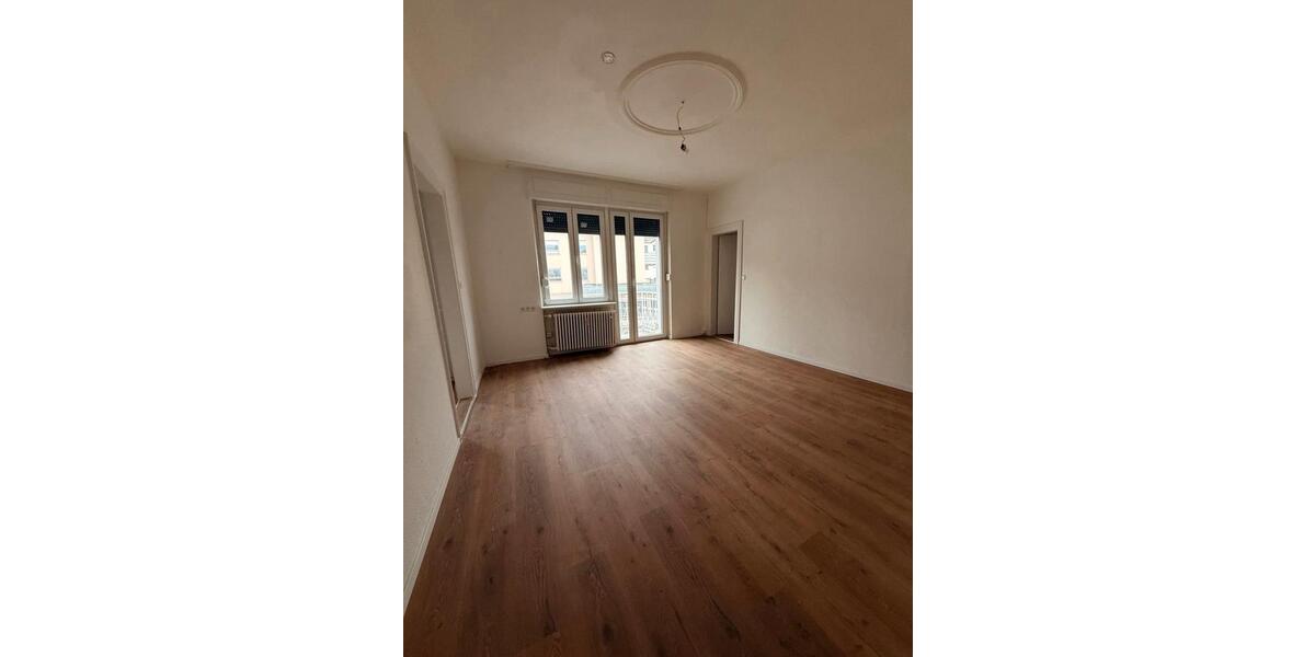 Etagenwohnung Bad Säckingen - 4.5 Zimmer, 90 m&sup2;, 1.350&euro; | Angebot:26276894