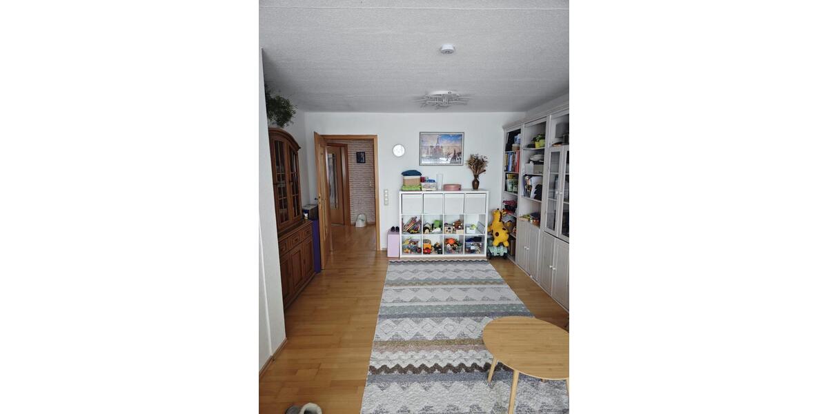 Etagenwohnung Schortens - 3 Zimmer, 84 m&sup2;, 660&euro; | Angebot:26383590