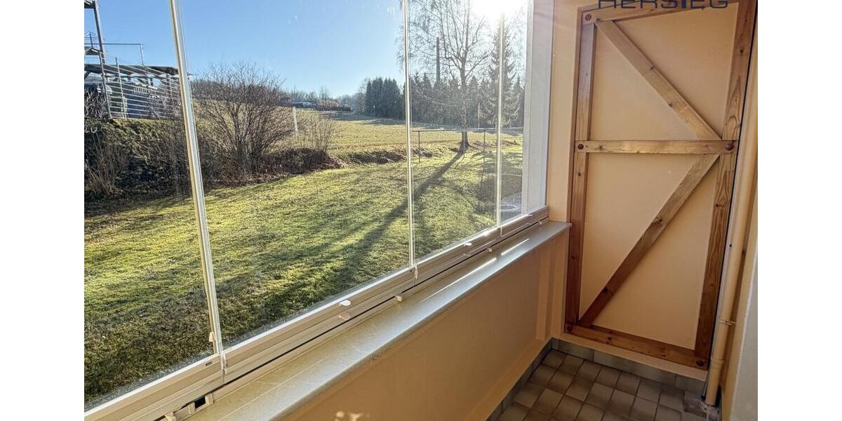 Etagenwohnung Sehmatal - 3 Zimmer, 62 m&sup2;, 373&euro; | Angebot:26008294