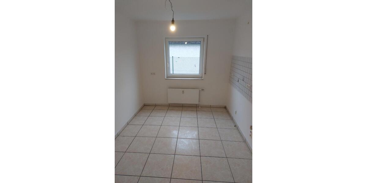 Etagenwohnung Koblenz Bisholder - 3 Zimmer, 84 m&sup2;, 850&euro; | Angebot:25223958