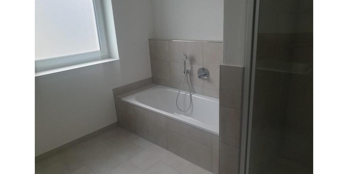 Erdgeschoßwohnung Westheim - 2 Zimmer, 72 m&sup2;, 750&euro; | Angebot:23872972