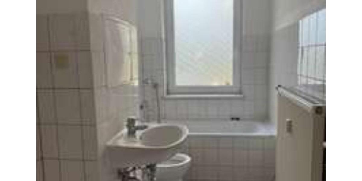 Erdgeschoßwohnung Merseburg - 3 Zimmer, 64 m&sup2;, 360&euro; | Angebot:23566837