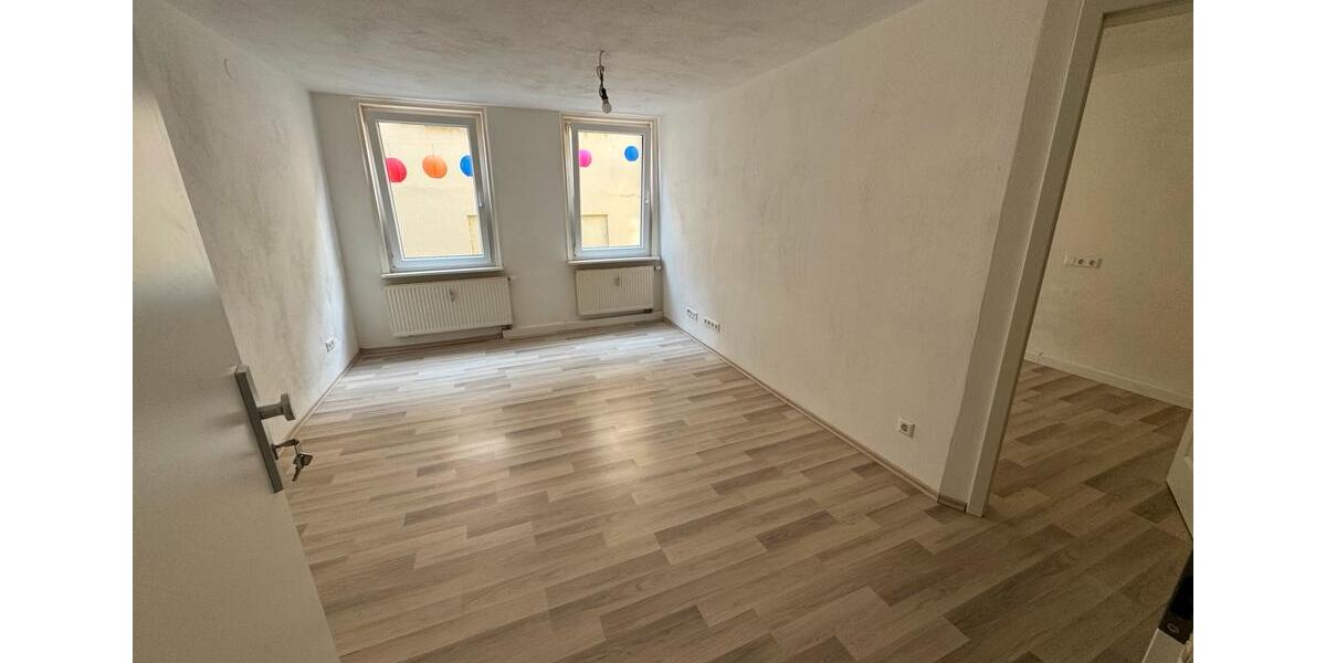 Etagenwohnung Rottenburg am Neckar - 1 Zimmer, 70 m&sup2;, 750&euro; | Angebot:26665996
