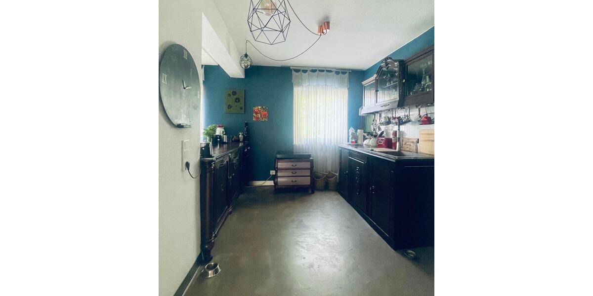 Etagenwohnung Weilburg - 1 Zimmer, 130 m&sup2;, 500&euro; | Angebot:25618737