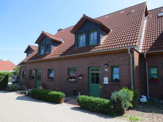 Reihenmittelhaus Dobin am See Neu Schlagsdorf - 4 Zimmer, 98 m&sup2;, 670&euro; | Angebot:25228207