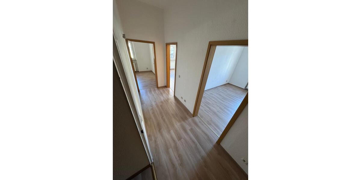 Etagenwohnung Hettstedt - 3 Zimmer, 80 m&sup2;, 425&euro; | Angebot:24615709