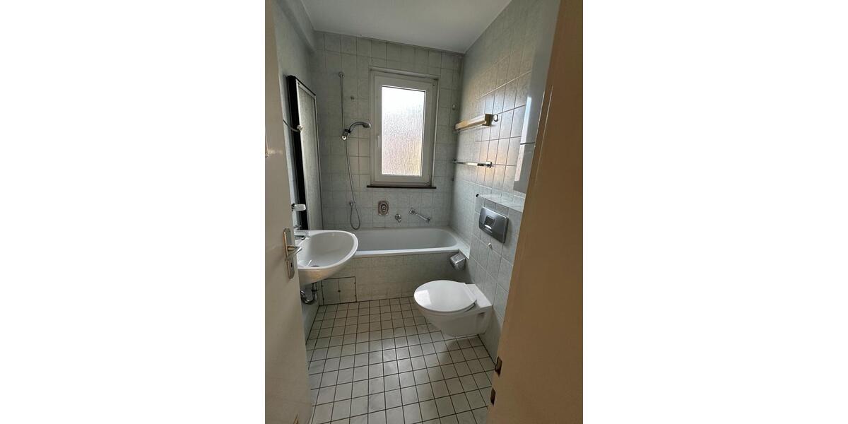 Etagenwohnung Hameln - 3 Zimmer, 85 m&sup2;, 700&euro; | Angebot:26431910