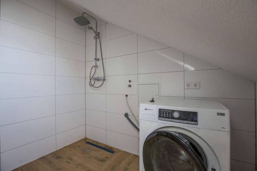 Helle 2-Zimmer-Wohnung mit Balkon über den Dächern Göppingens - sofort bezugsfrei!