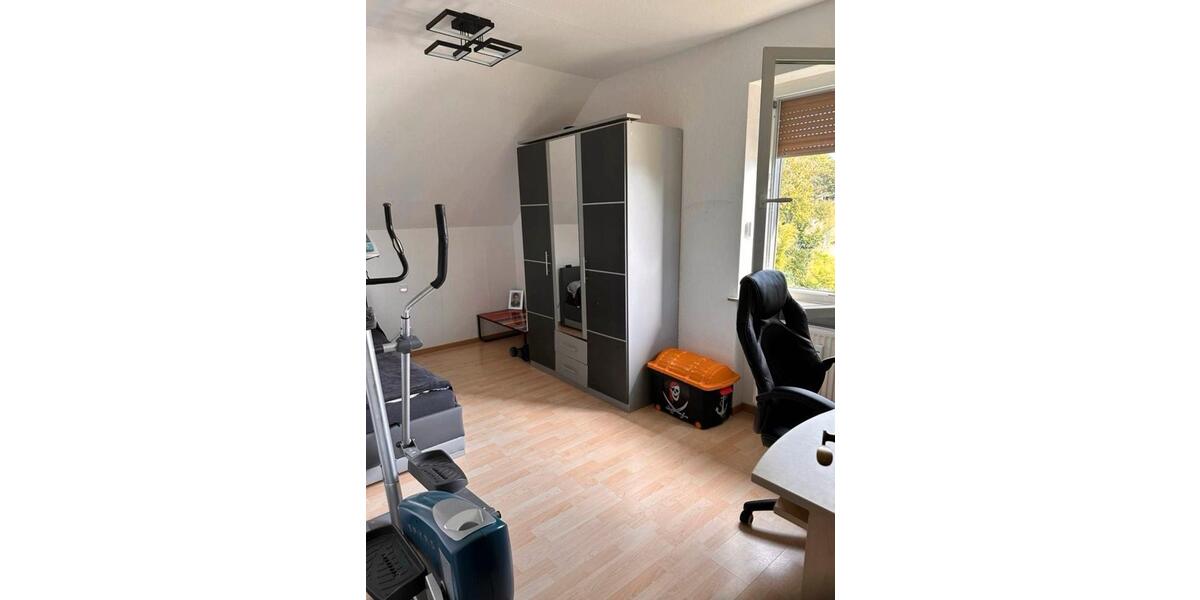 Dachgeschoßwohnung Bad Soden-Salmünster Salmünster - 4 Zimmer, 100 m&sup2;, 650&euro; | Angebot:25908616