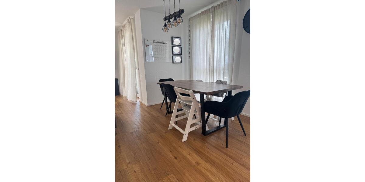 Etagenwohnung Wetzlar - 3 Zimmer, 89 m&sup2;, 1.000&euro; | Angebot:26085895