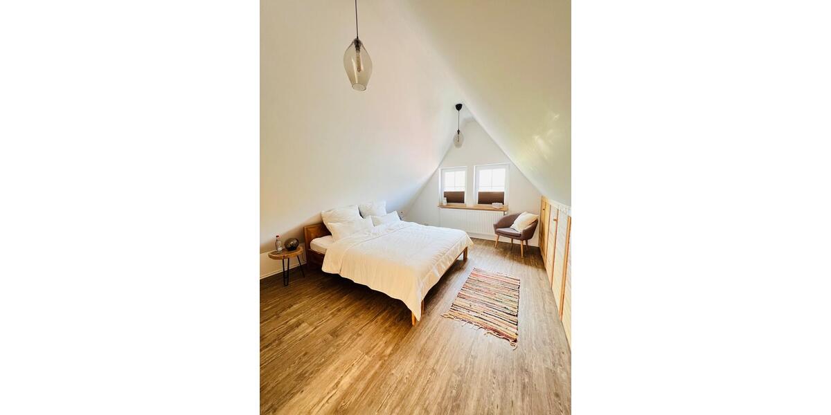 Einfamilienhaus Gelting - 7 Zimmer, 150 m&sup2;, 2.190&euro; | Angebot:24598215