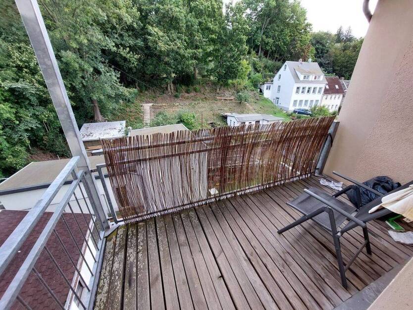 2-Zi.-Whg. mit Tageslichtbad und Balkon am Stadtrand von Hainichen