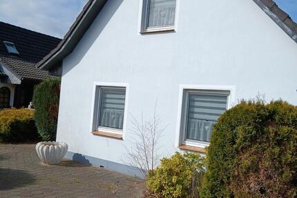 Haus Cuxhaven Döse - 3 Zimmer, 70 m&sup2;, 400&euro; | Angebot:26043148