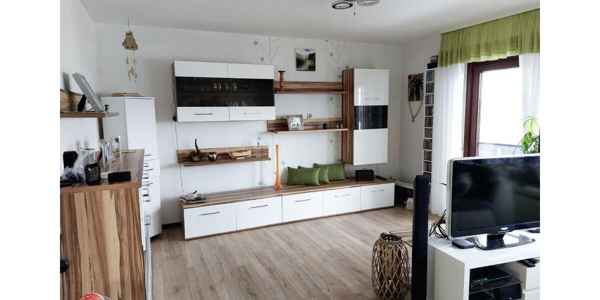 Etagenwohnung Homberg (Efze) - 4 Zimmer, 107 m&sup2;, 750&euro; | Angebot:24743065