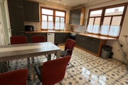 Wohnen auf Zeit Dinklage - 7 Zimmer, 140 m&sup2;, 16&euro; | Angebot:24541775