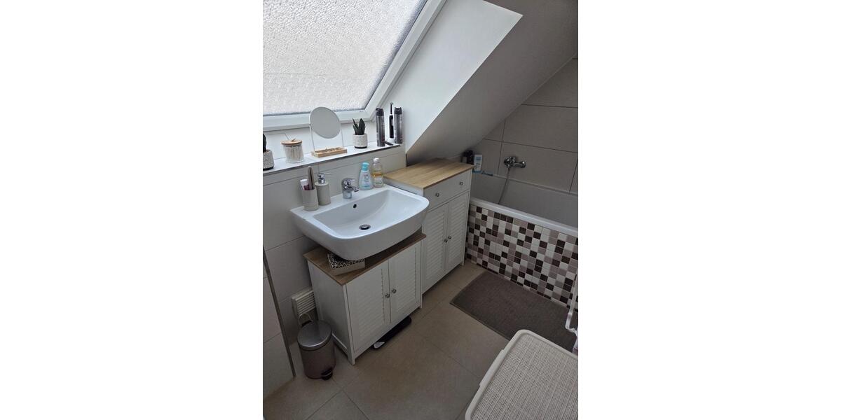 Dachgeschoßwohnung Offenburg - 3 Zimmer, 75 m&sup2;, 900&euro; | Angebot:25292947