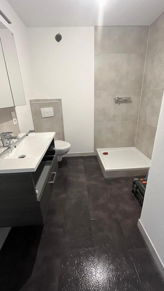Exklusive Dachgeschoßwohnung – Erstbezug nach Komplettsanierung