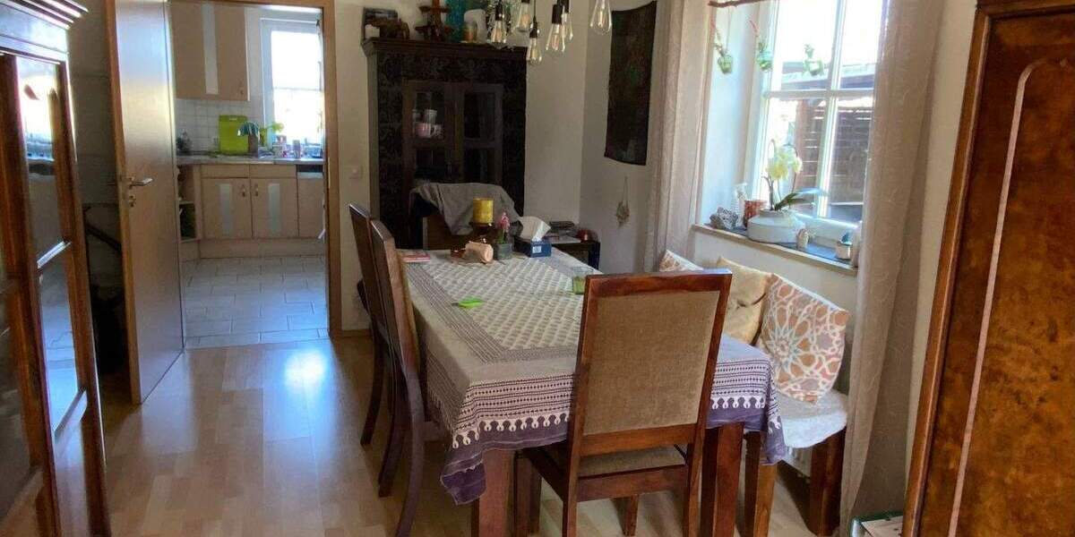 Doppelhaushälfte Langensendelbach Bräuningshof - 5 Zimmer, 140 m&sup2;, 1.575&euro; | Angebot:25937341