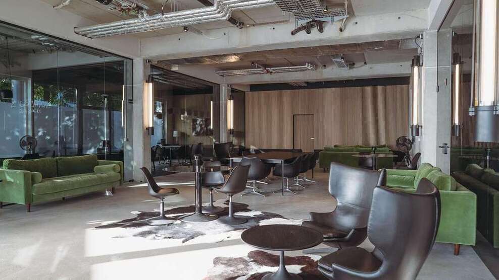 Büro in Berlin 6.900 € 288 m²